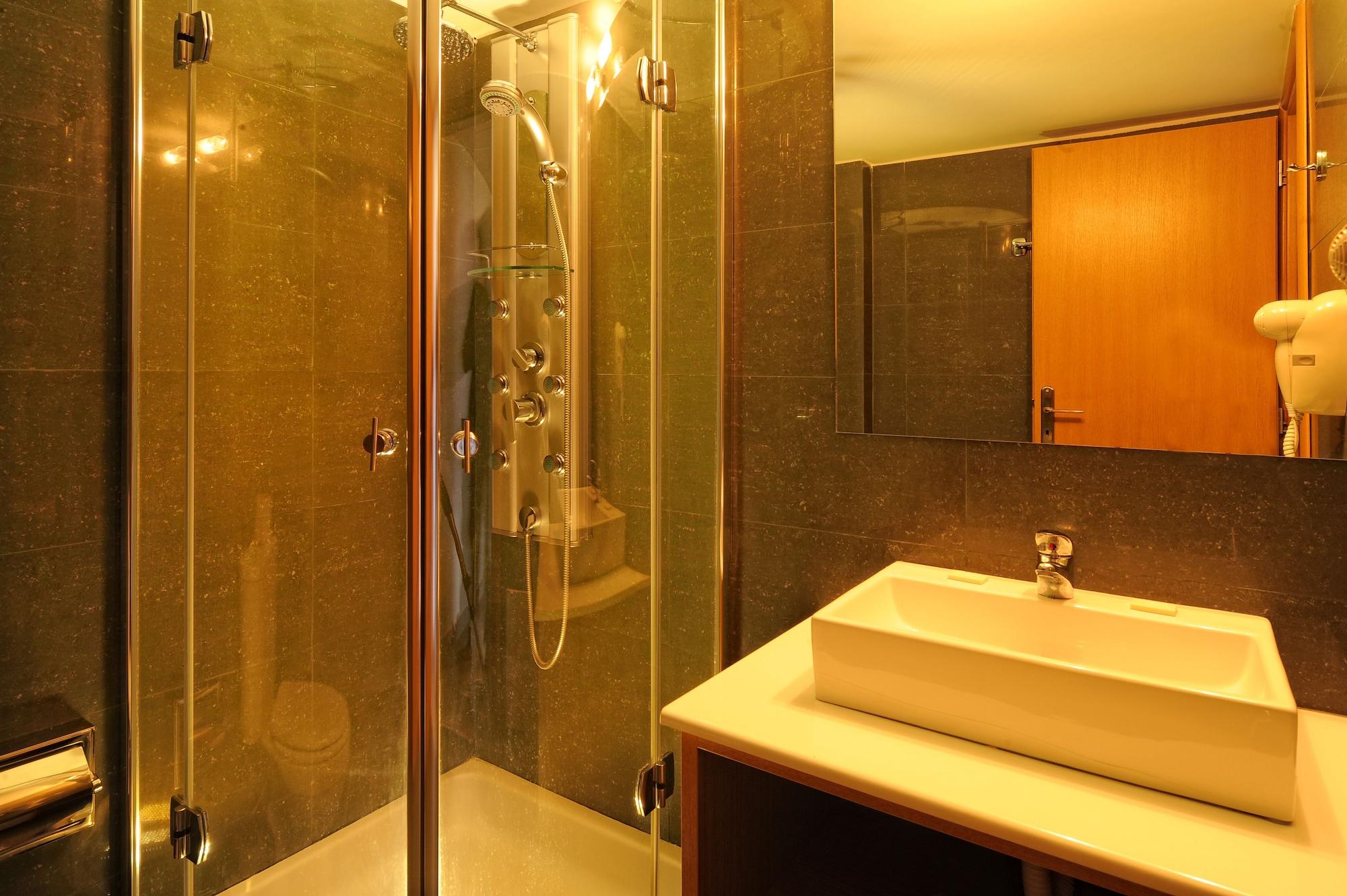 Oasis Beach Hotel - Adults Only Аниссарас Экстерьер фото