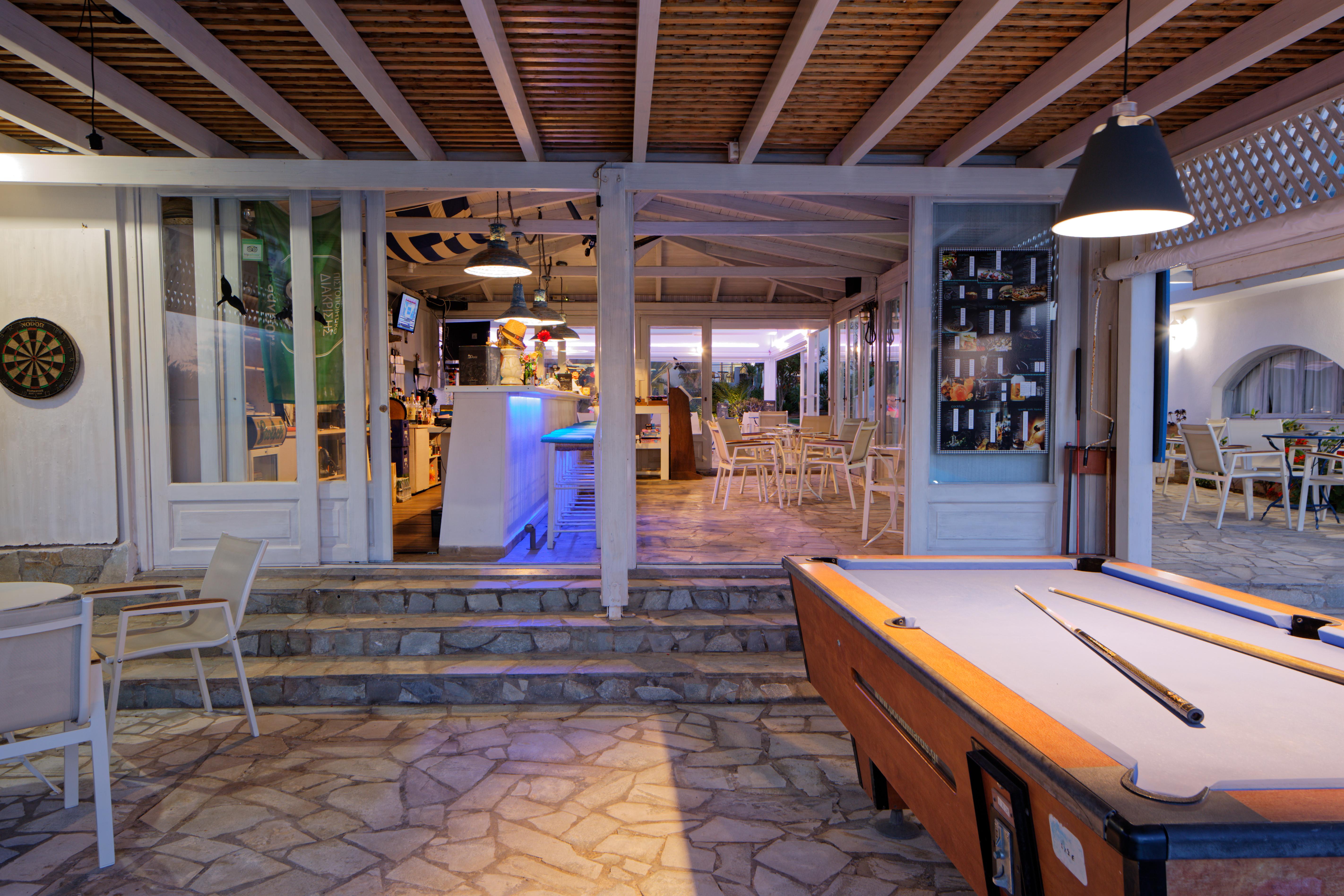 Oasis Beach Hotel - Adults Only Аниссарас Экстерьер фото