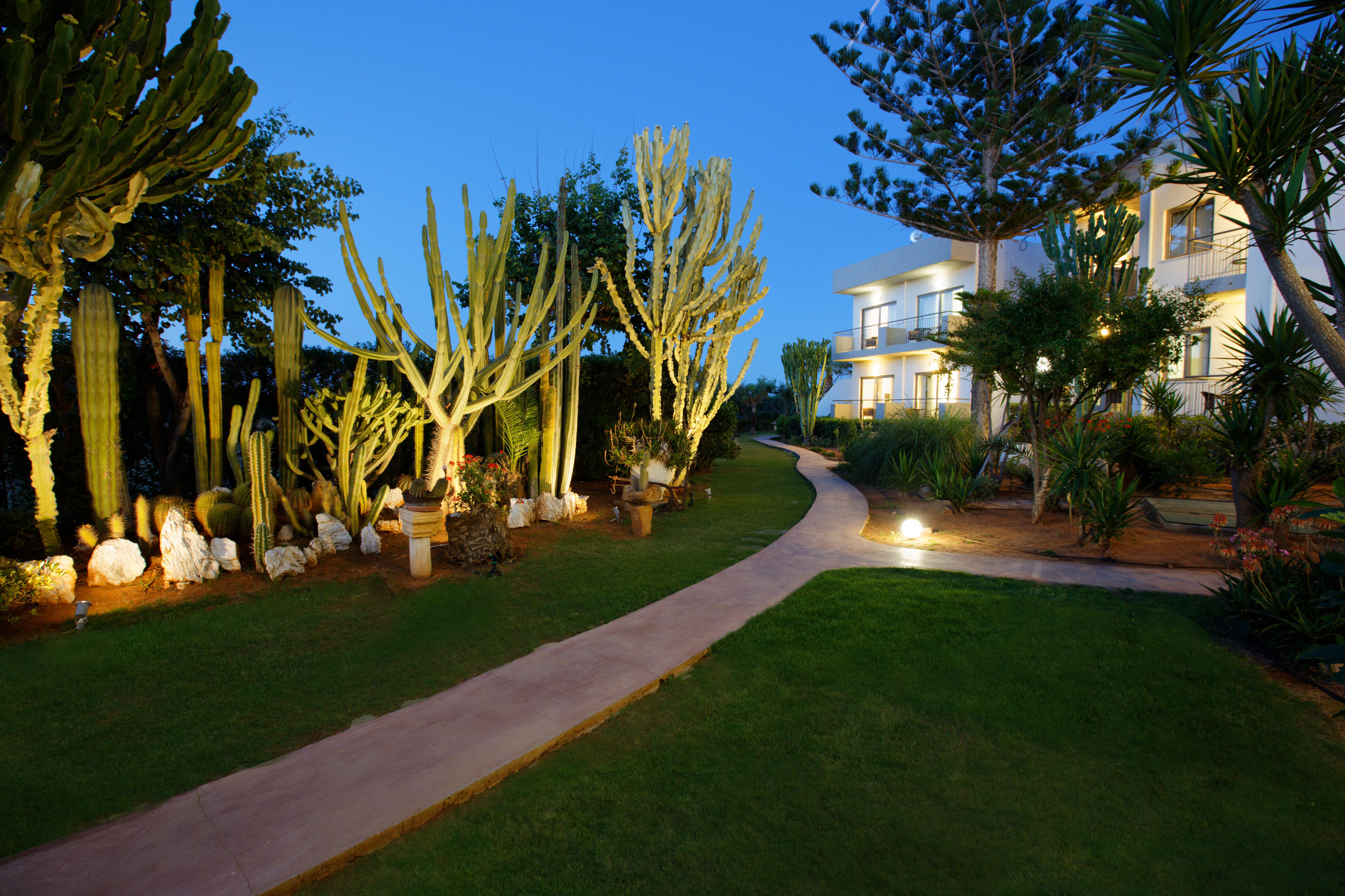 Oasis Beach Hotel - Adults Only Аниссарас Экстерьер фото