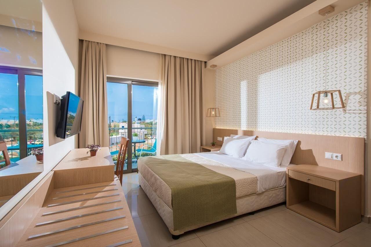 Oasis Beach Hotel - Adults Only Аниссарас Экстерьер фото