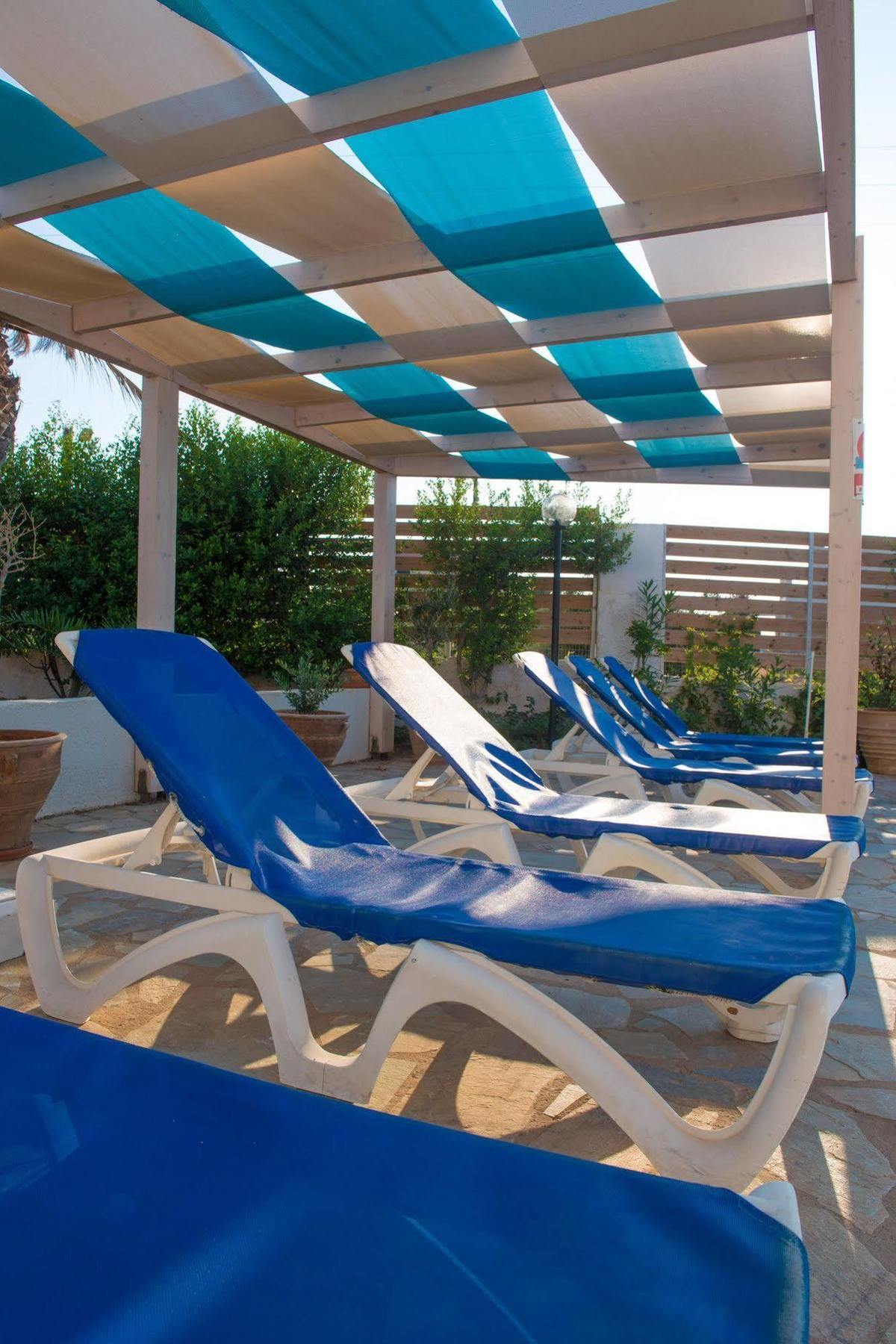 Oasis Beach Hotel - Adults Only Аниссарас Экстерьер фото