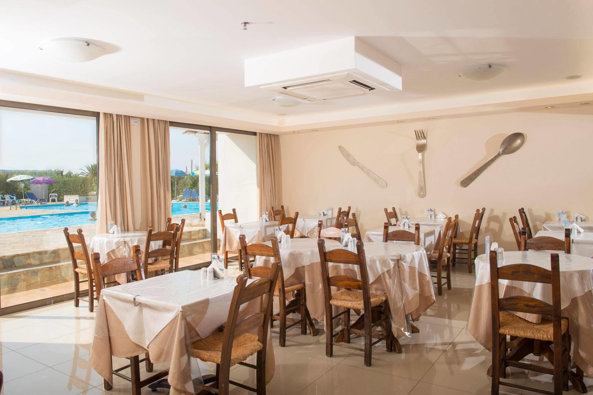 Oasis Beach Hotel - Adults Only Аниссарас Экстерьер фото