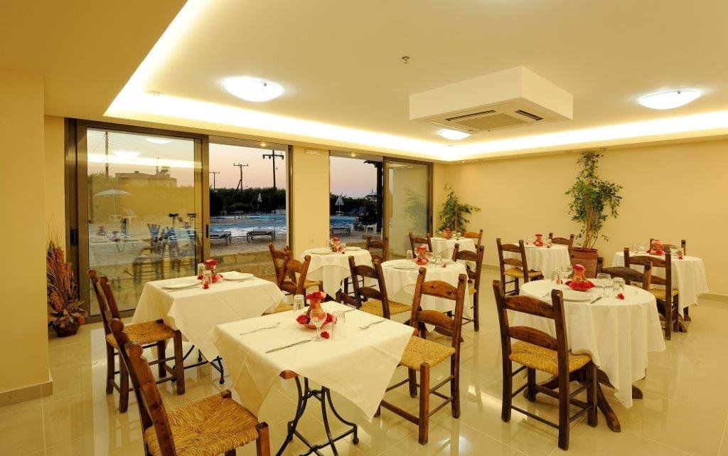 Oasis Beach Hotel - Adults Only Аниссарас Экстерьер фото